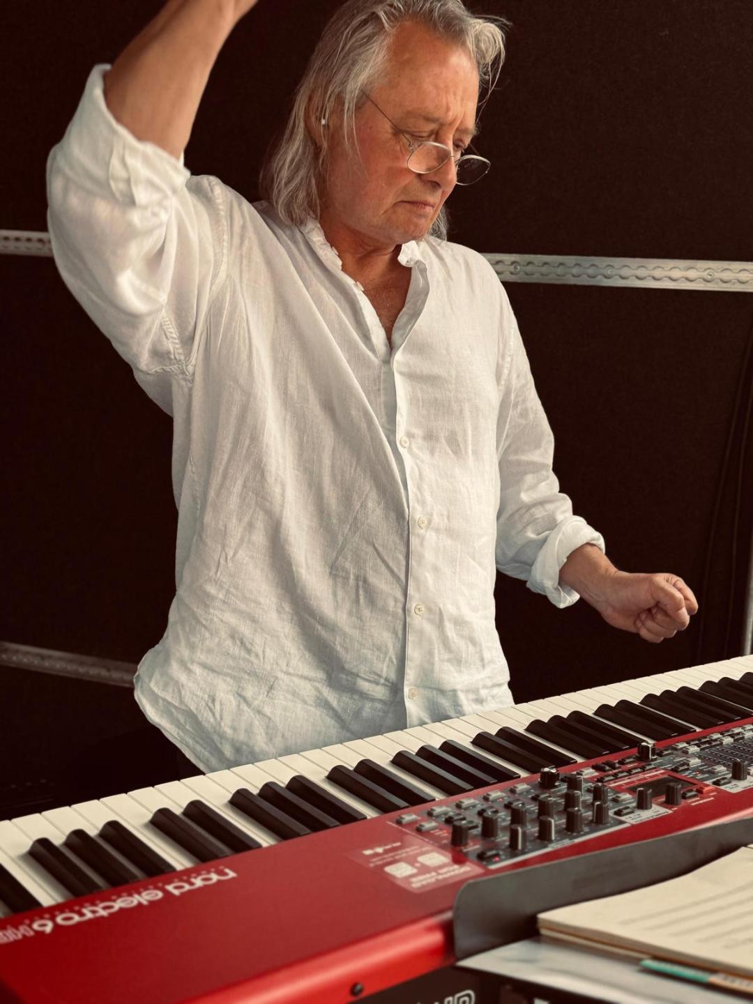 Claudius Live